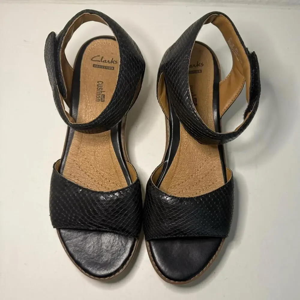 CLARKS Hazelle Black Snake-Embossed Leather Wedge Comfort Sandals Size 10